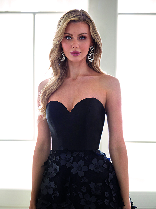 robe de marié de la marque Sposa